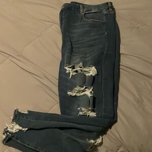 American Eagle Dream Jean Ripped Skinny Jeans